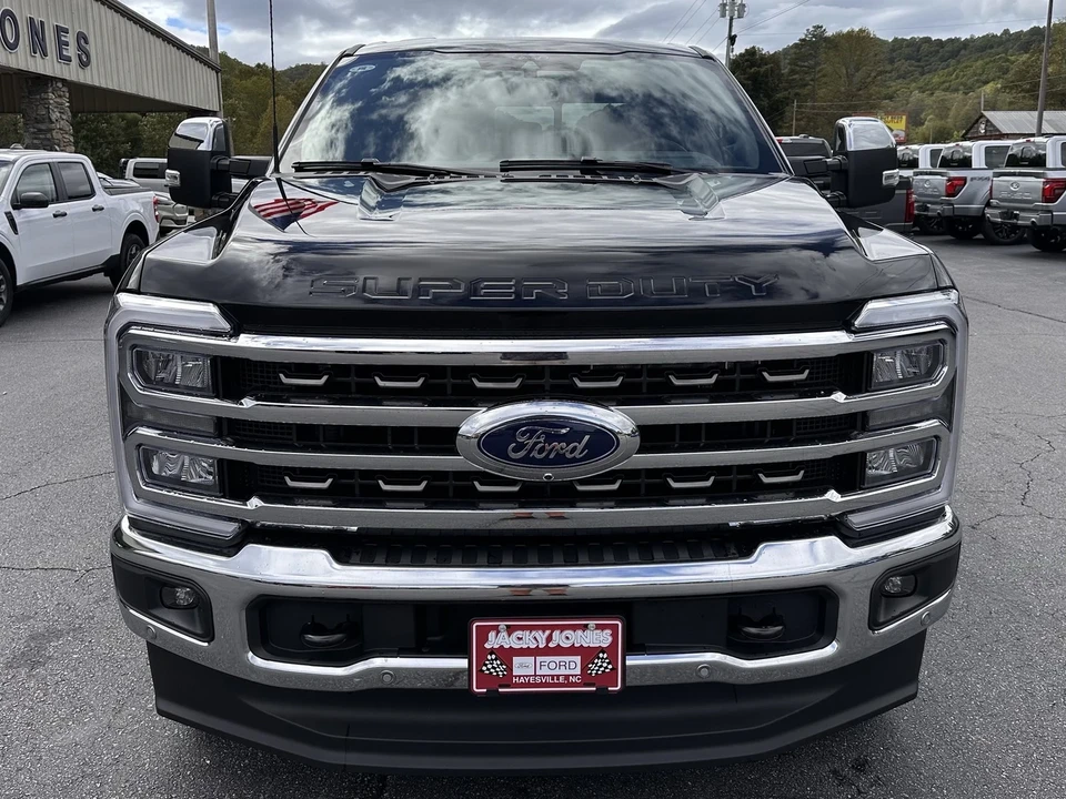 2026 Ford Super Duty 5th Gen - Image 3 of 21