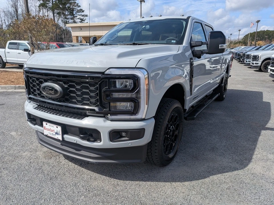 2026 Ford Super Duty 5th Gen - Image 8 of 21