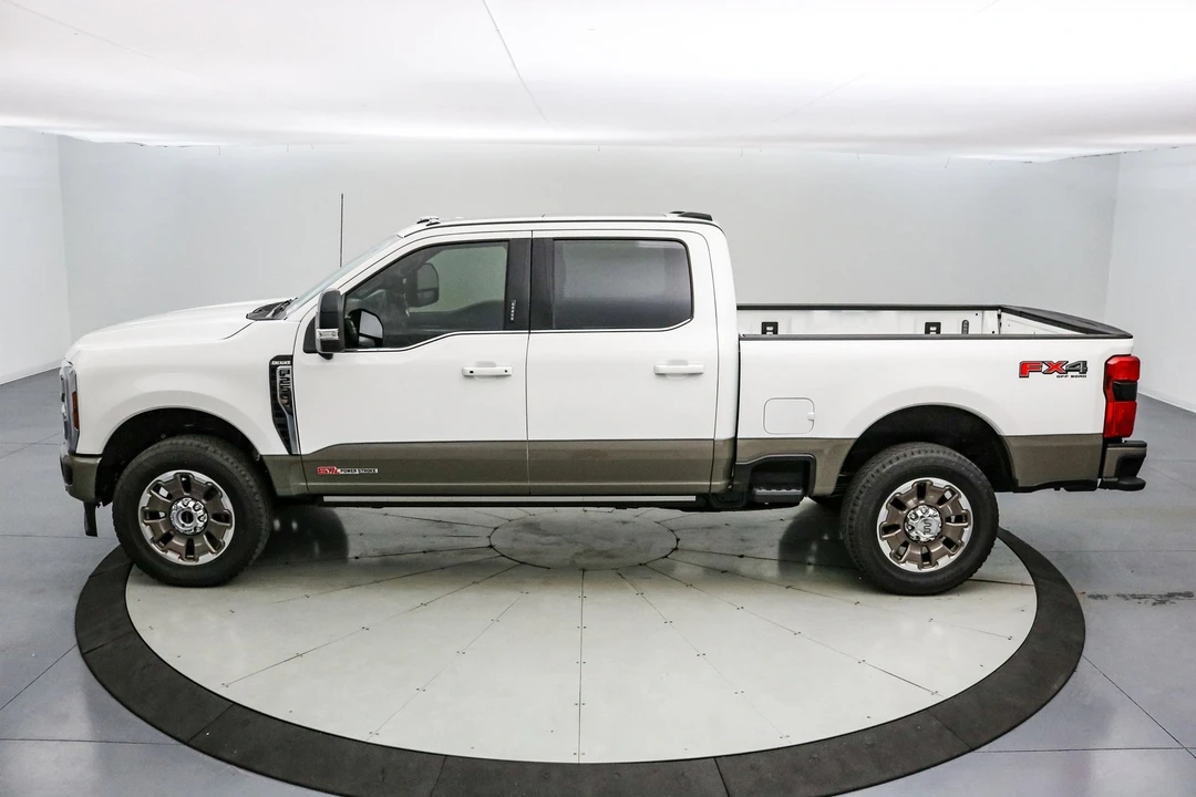 2026 Ford Super Duty 5th Gen - Image 9 of 21