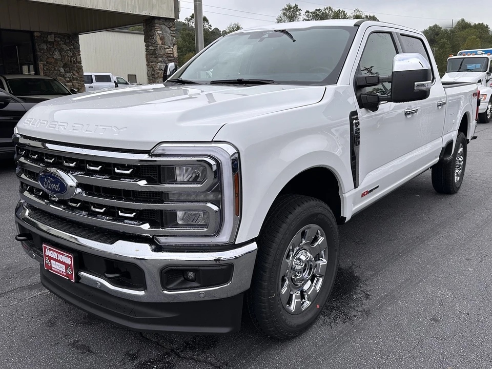 2026 Ford Super Duty 5th Gen - Image 2 of 21