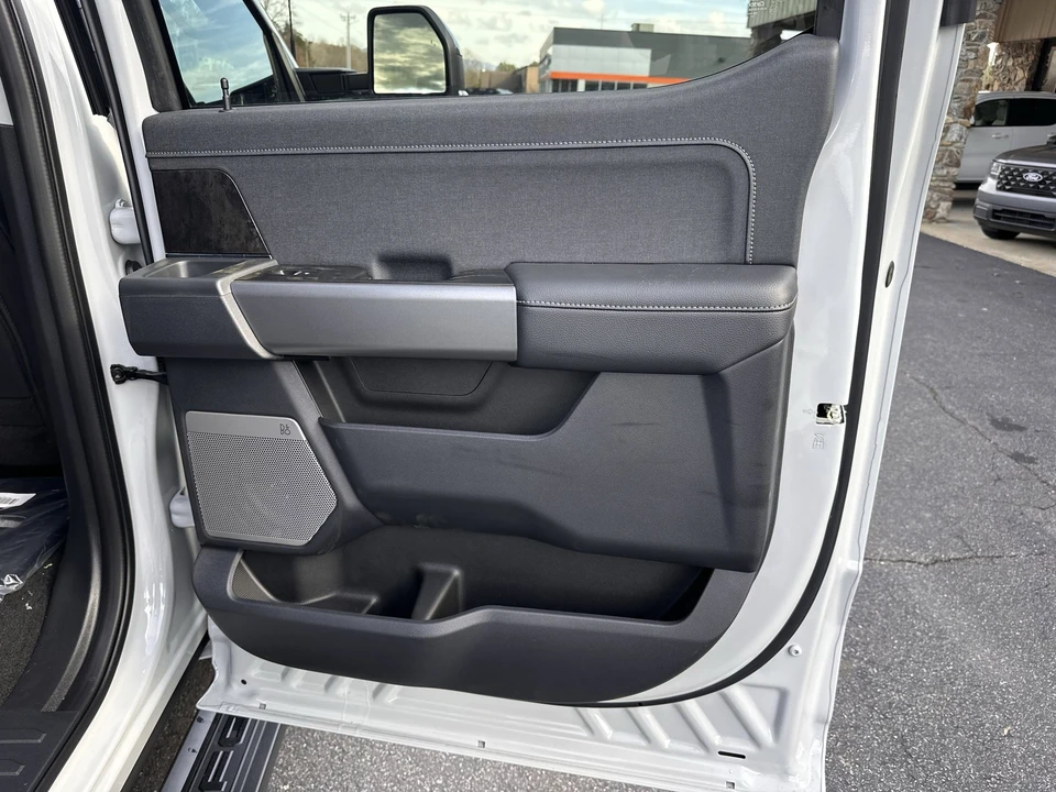 2026 Ford Super Duty 5th Gen - Image 16 of 21