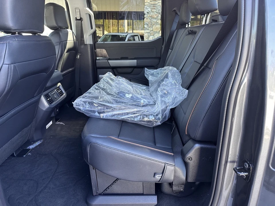 2026 Ford Super Duty 5th Gen - Image 13 of 21