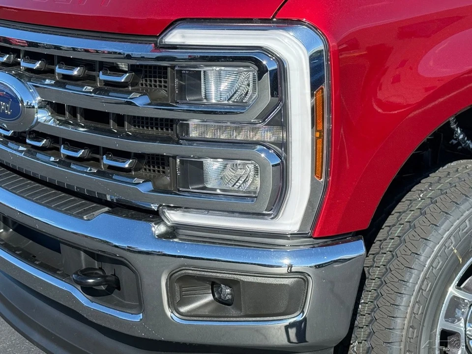 2026 Ford Super Duty 5th Gen - Image 11 of 12