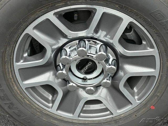 2026 Ford Super Duty 5th Gen - Image 11 of 12