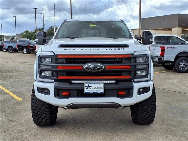 2026 Ford Super Duty 5th Gen - Image 8 of 10