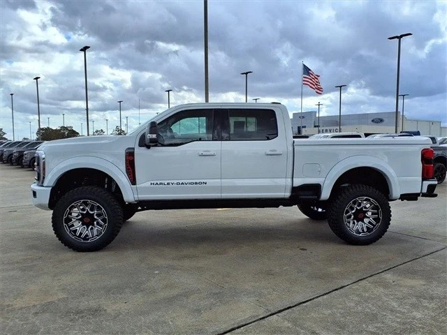 2026 Ford Super Duty 5th Gen - Image 5 of 10