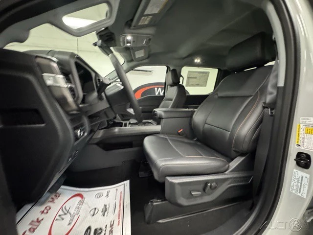 2026 Ford Super Duty 5th Gen - Image 13 of 16