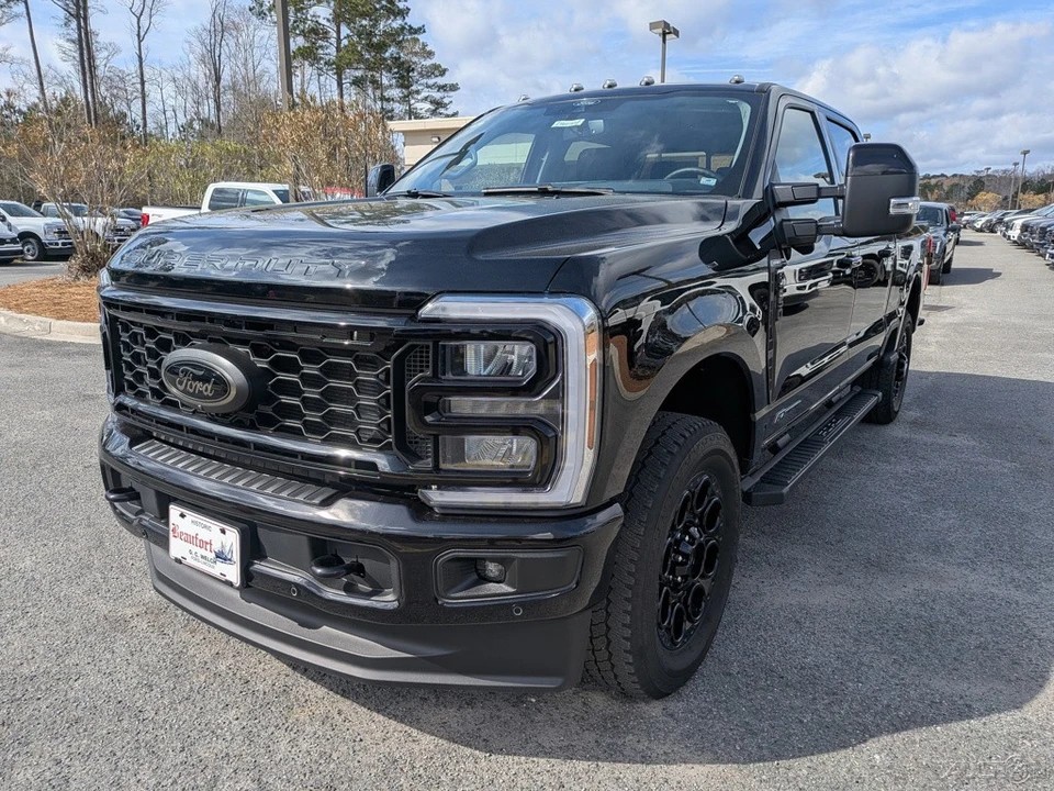 2026 Ford Super Duty 5th Gen - Image 8 of 21