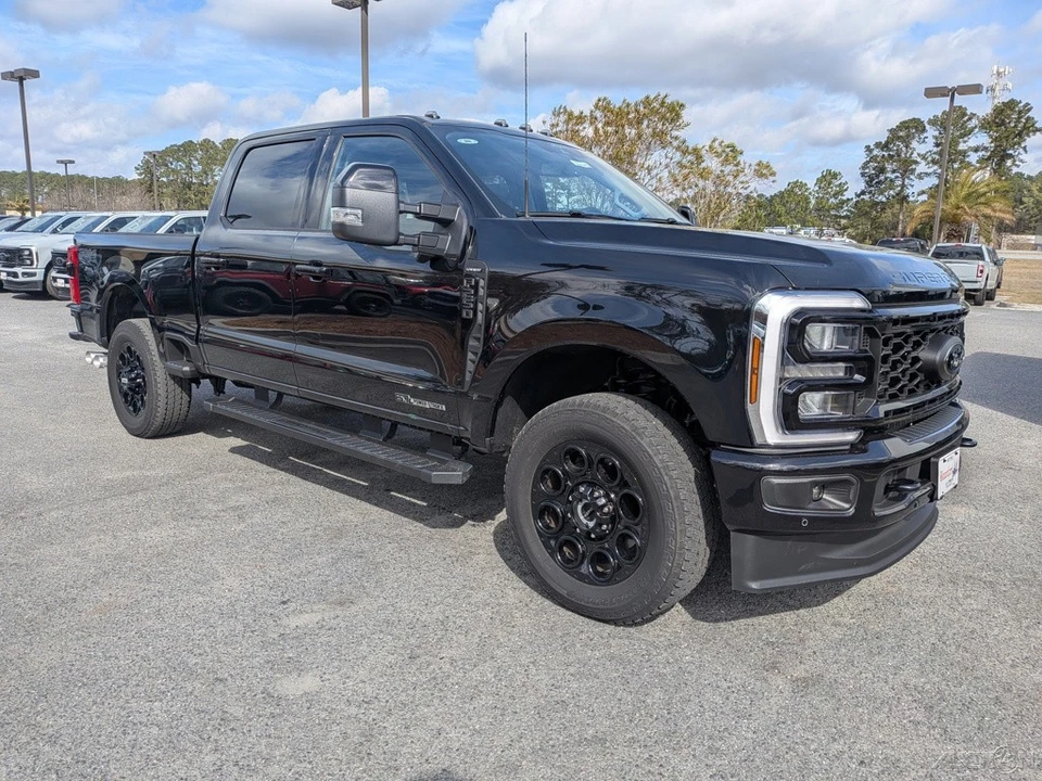 2026 Ford Super Duty 5th Gen - Image 2 of 21