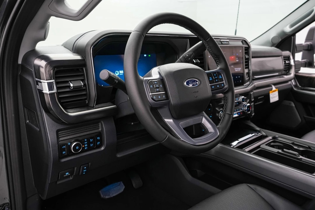 2026 Ford Super Duty 5th Gen - Image 14 of 21
