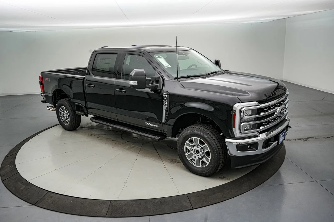 2026 Ford Super Duty 5th Gen - Image 2 of 21