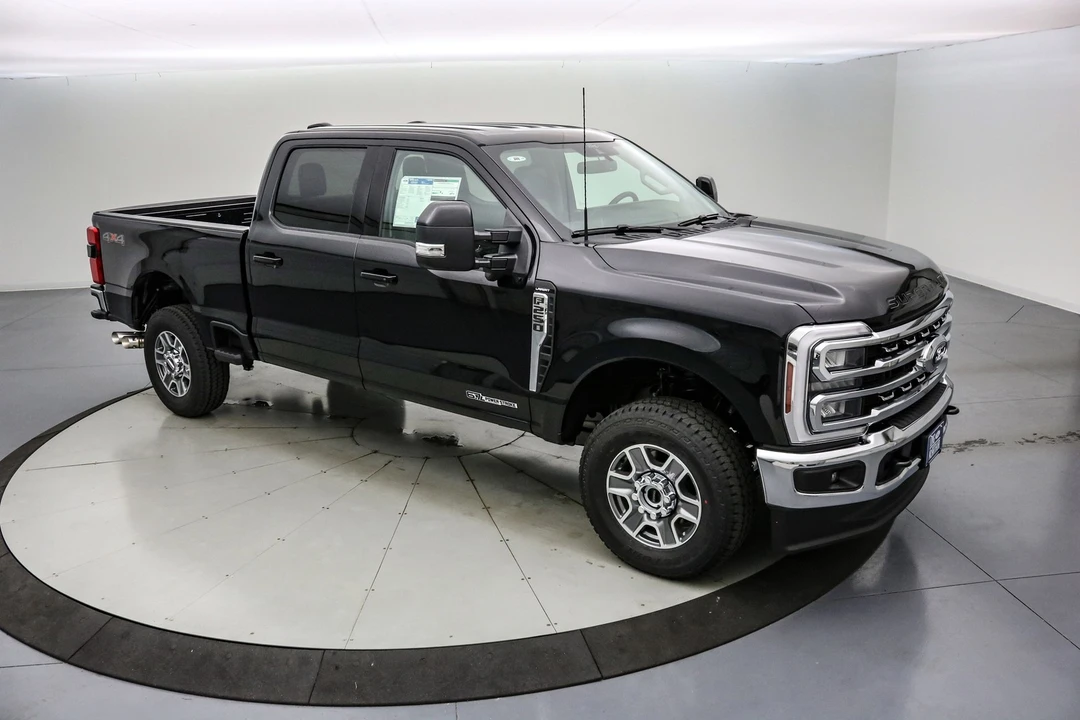 2026 Ford Super Duty 5th Gen - Image 2 of 21