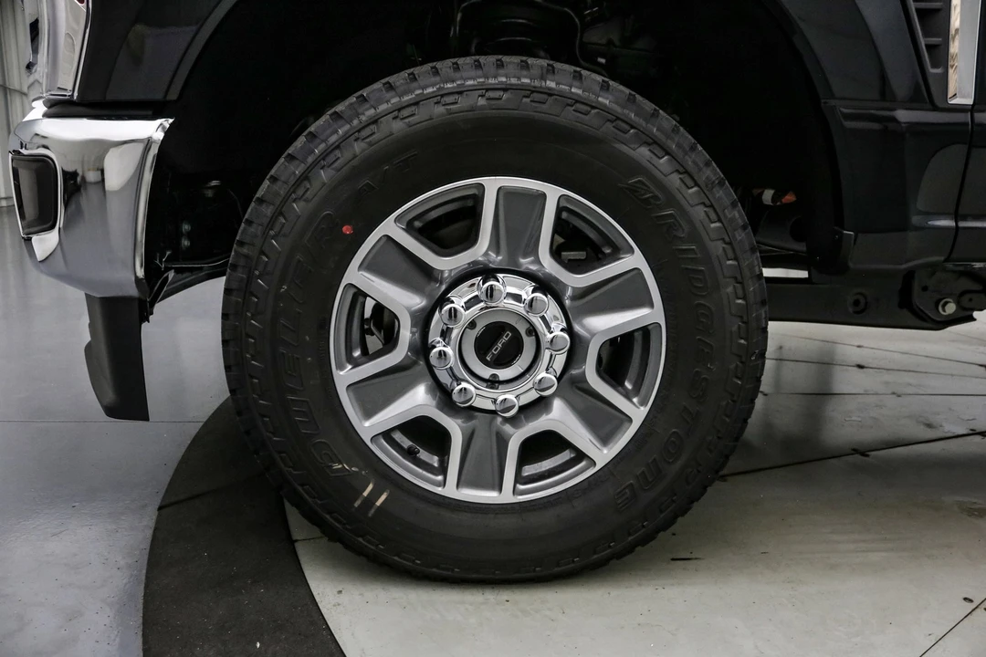 2026 Ford Super Duty 5th Gen - Image 12 of 21