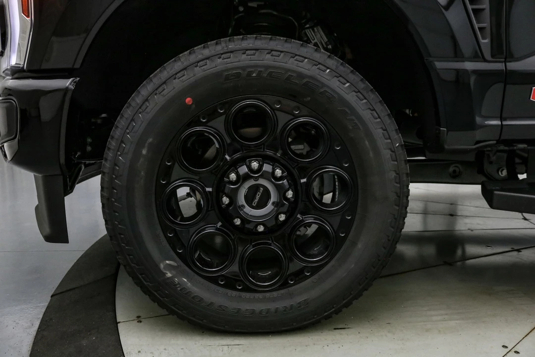 2026 Ford Super Duty 5th Gen - Image 12 of 21