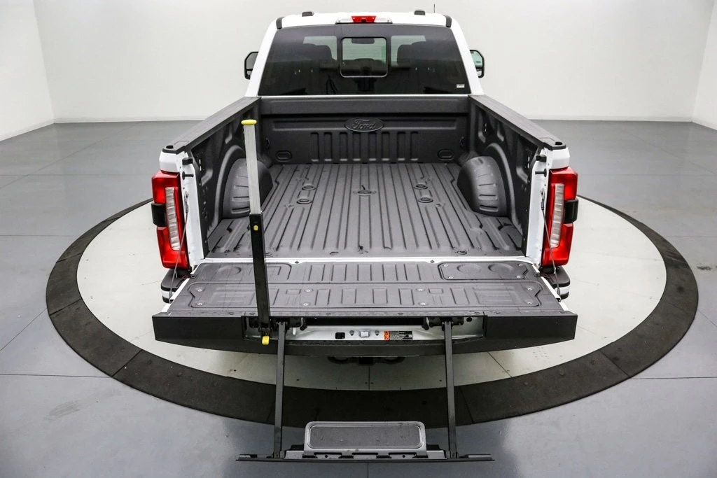 2026 Ford Super Duty 5th Gen - Image 7 of 21