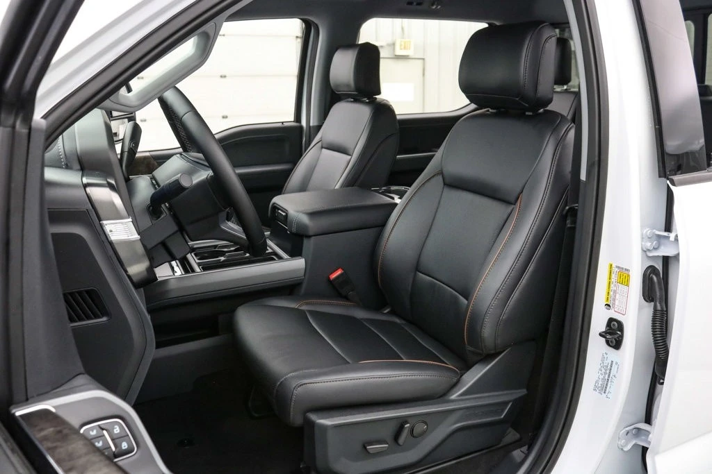 2026 Ford Super Duty 5th Gen - Image 14 of 21