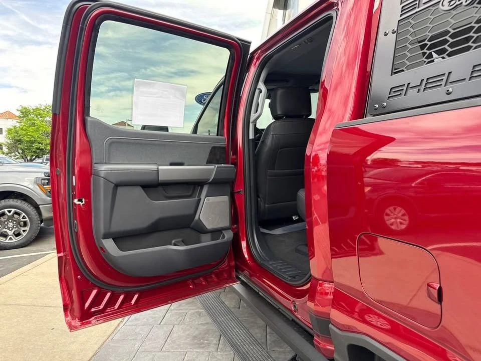 2026 Ford Super Duty 5th Gen - Image 16 of 19