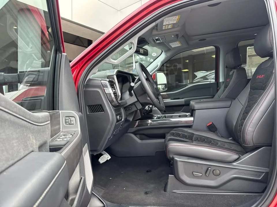 2026 Ford Super Duty 5th Gen - Image 9 of 19