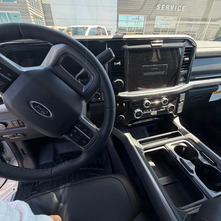 2026 Ford Super Duty 5th Gen - Image 10 of 17
