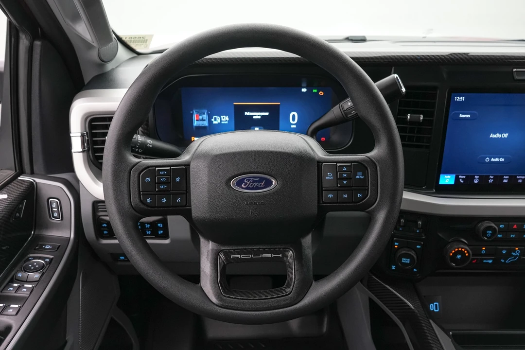 2026 Ford Super Duty 5th Gen - Image 27 of 31