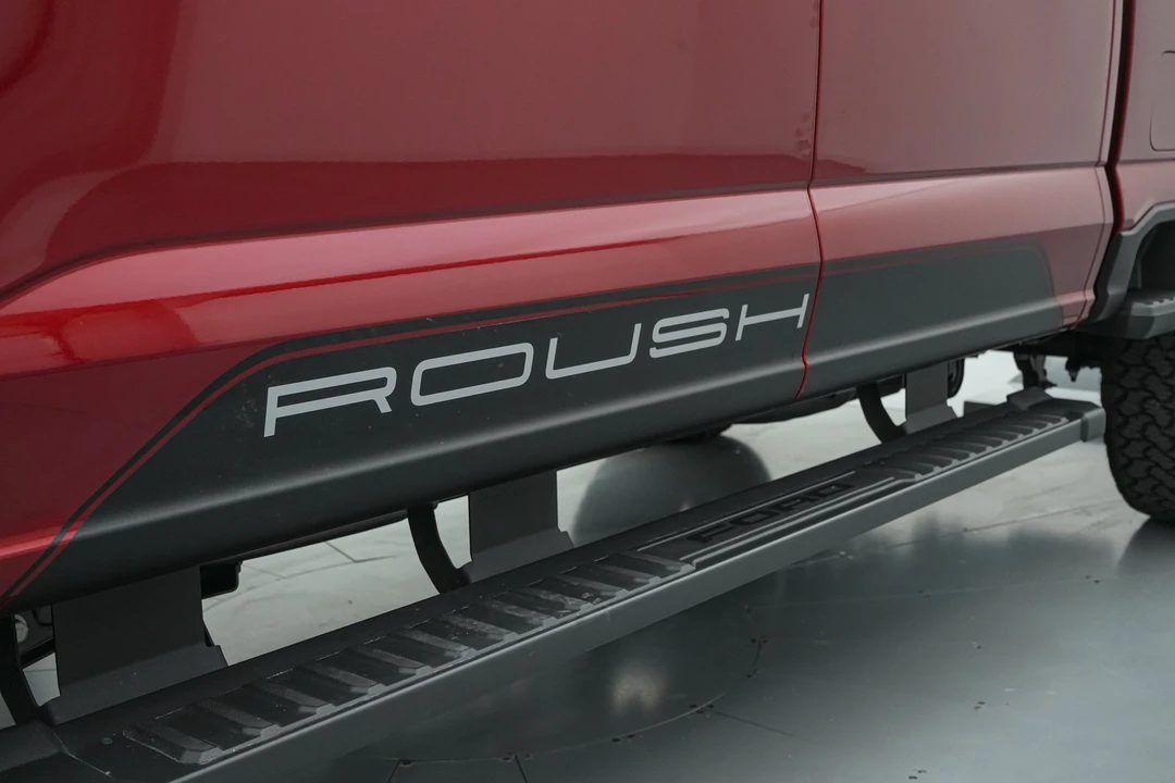 2026 Ford Super Duty 5th Gen - Image 18 of 31
