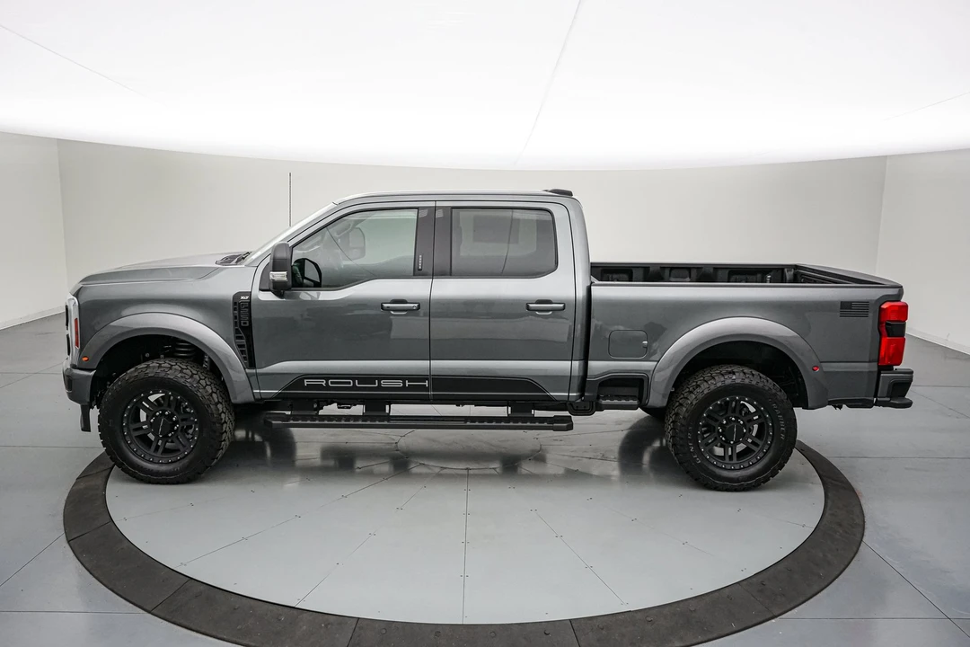 2026 Ford Super Duty 5th Gen - Image 10 of 31