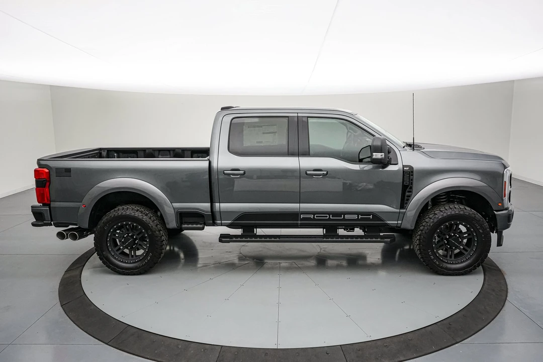 2026 Ford Super Duty 5th Gen - Image 5 of 31