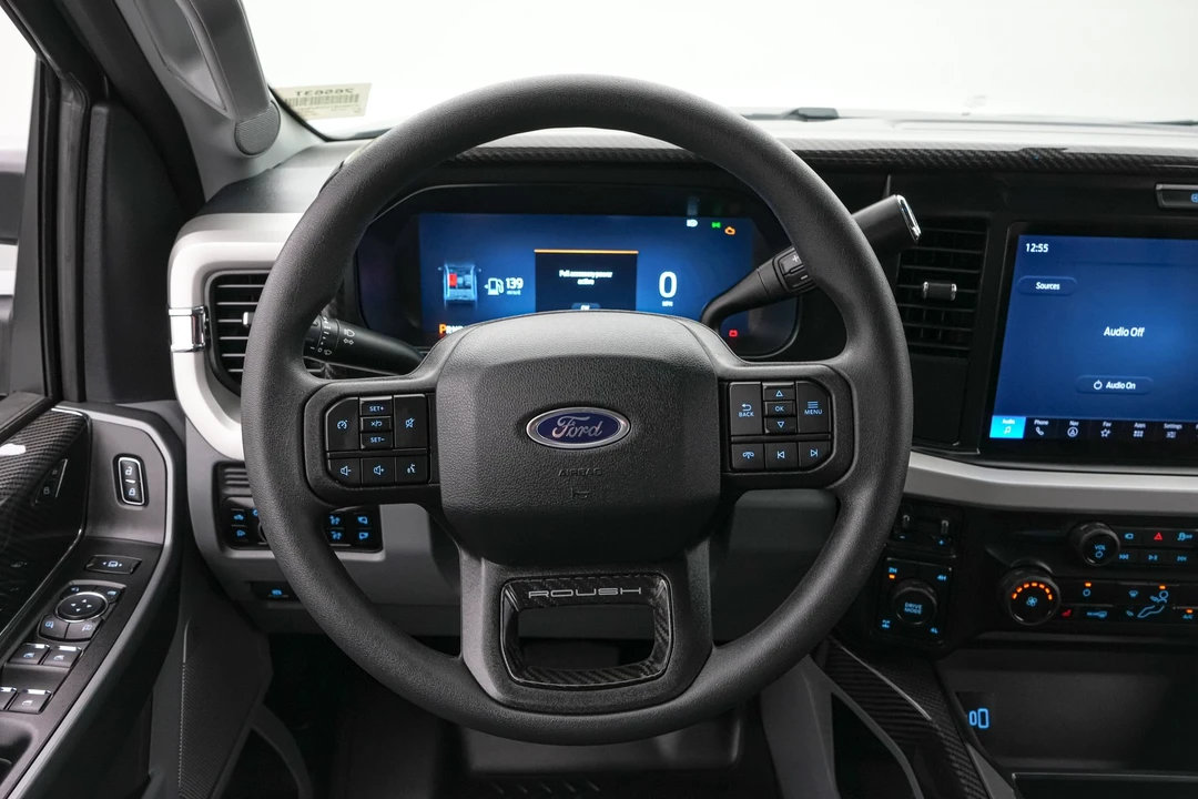 2026 Ford Super Duty 5th Gen - Image 27 of 31