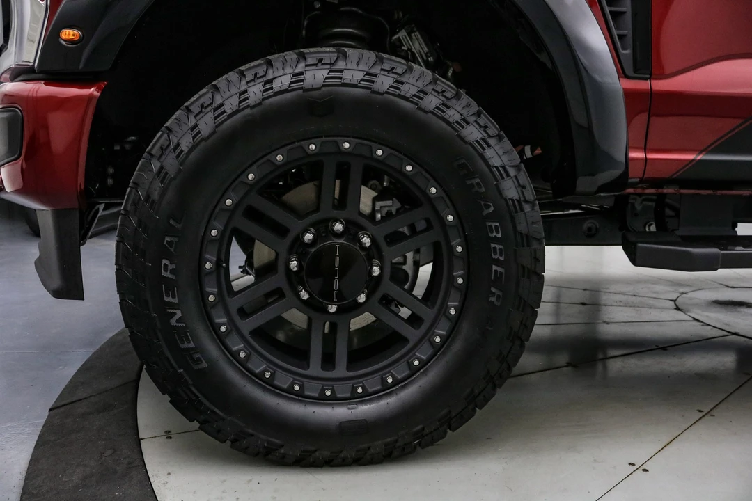 2026 Ford Super Duty 5th Gen - Image 15 of 21