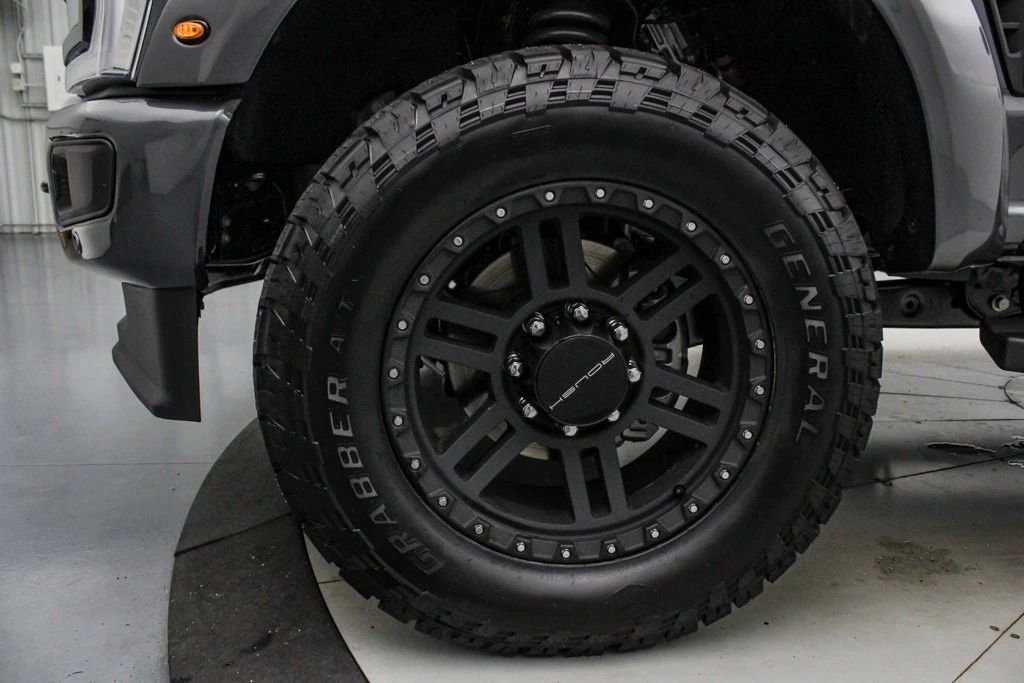 2026 Ford Super Duty 5th Gen - Image 15 of 21