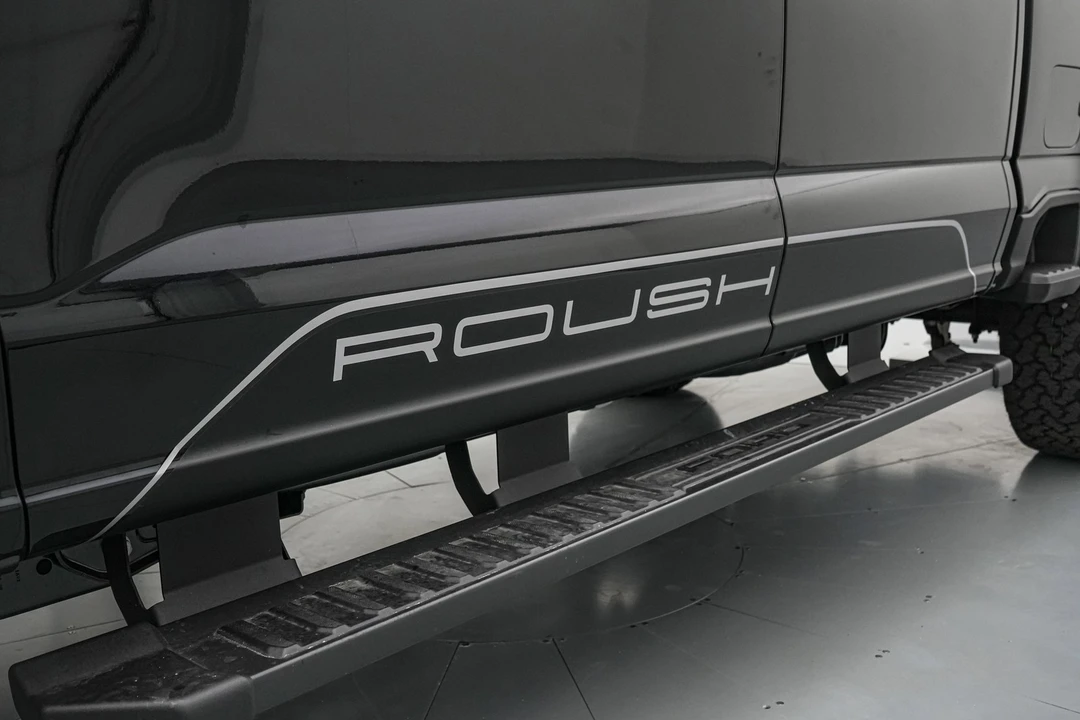 2026 Ford Super Duty 5th Gen - Image 17 of 31