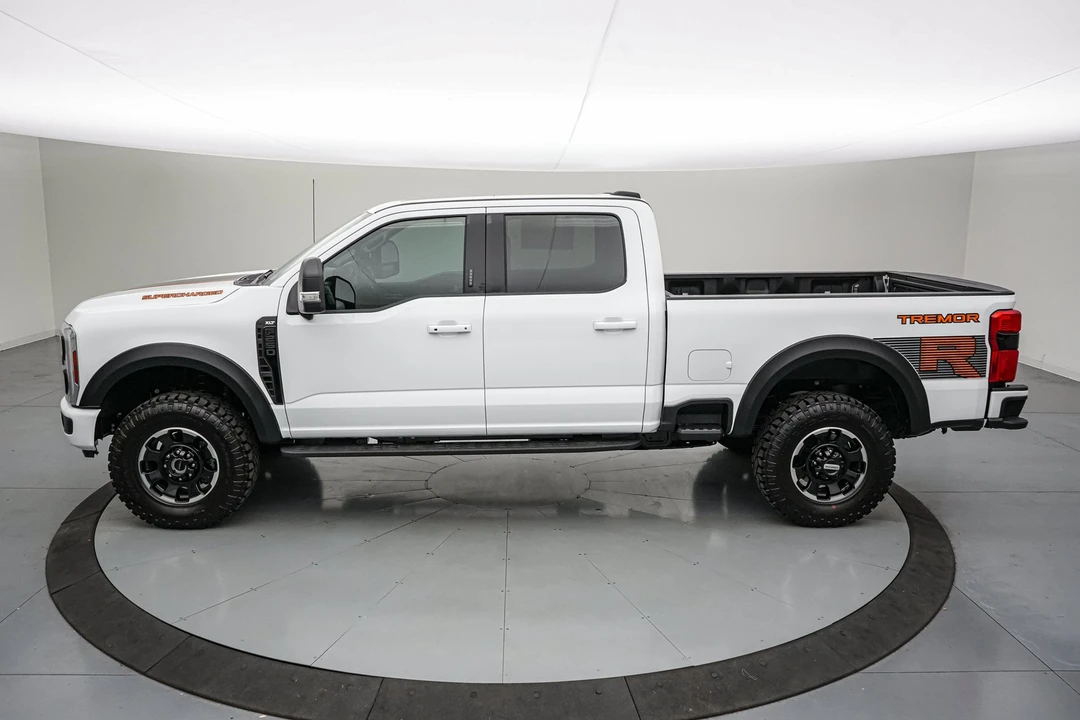 2026 Ford Super Duty 5th Gen - Image 10 of 31