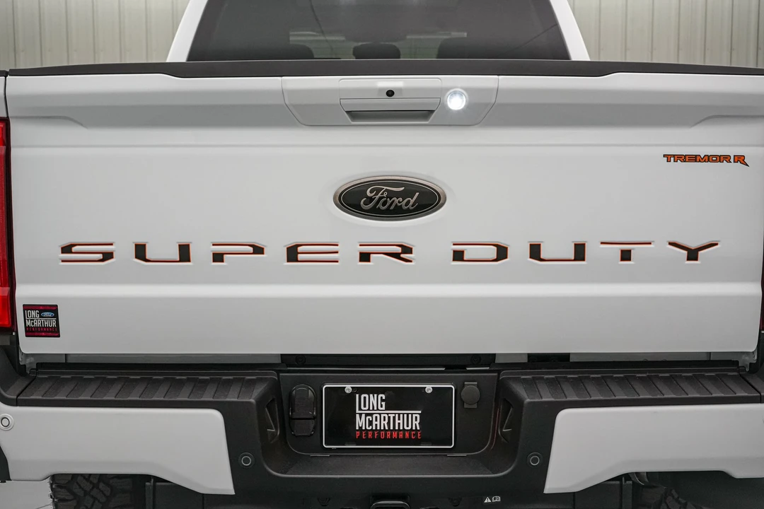 2026 Ford Super Duty 5th Gen - Image 26 of 31