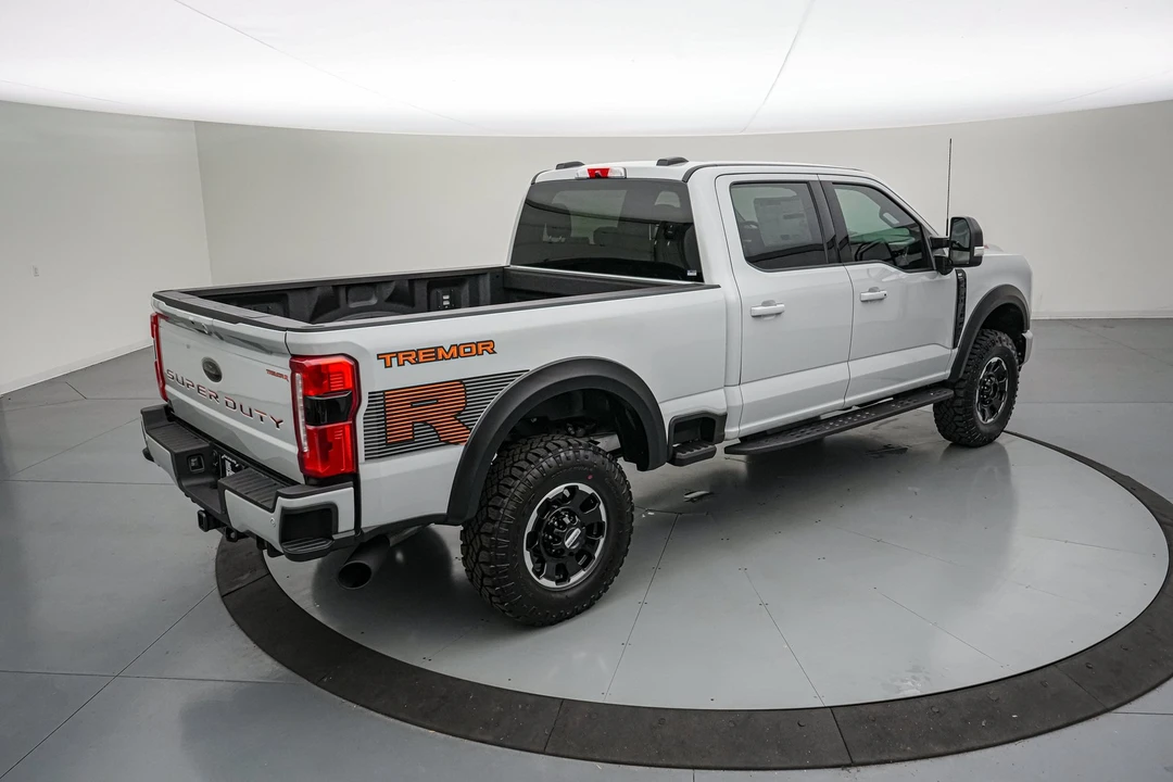 2026 Ford Super Duty 5th Gen - Image 6 of 31