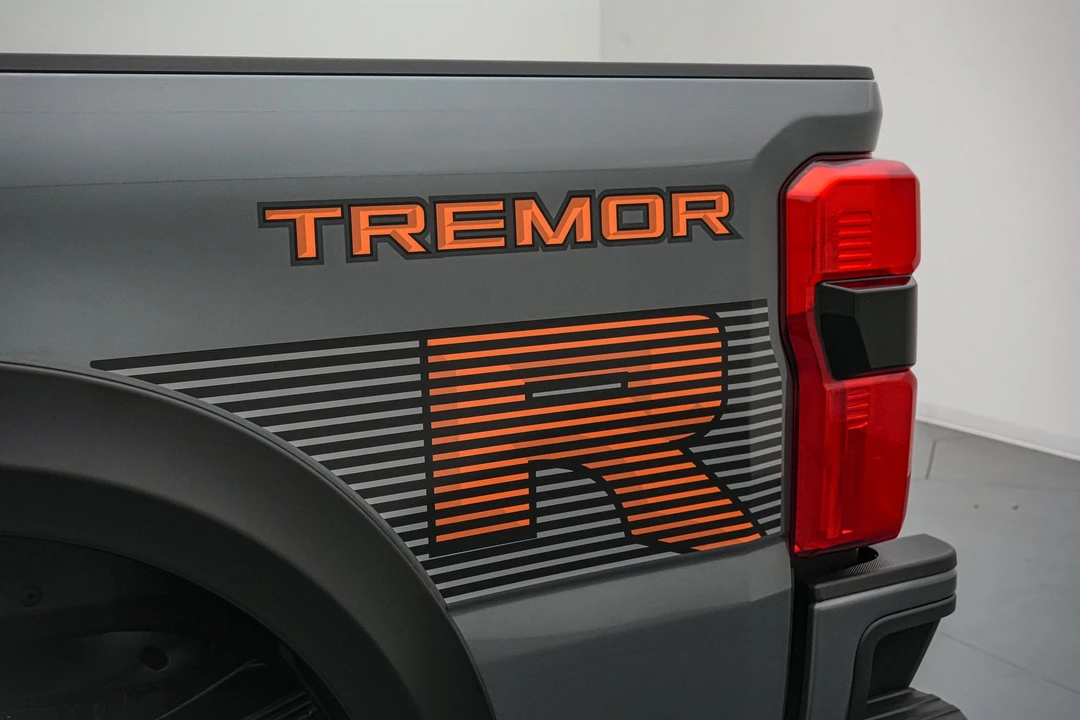 2026 Ford Super Duty 5th Gen - Image 25 of 31