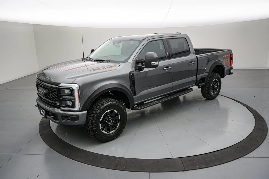 2026 Ford Super Duty 5th Gen - Image 11 of 31