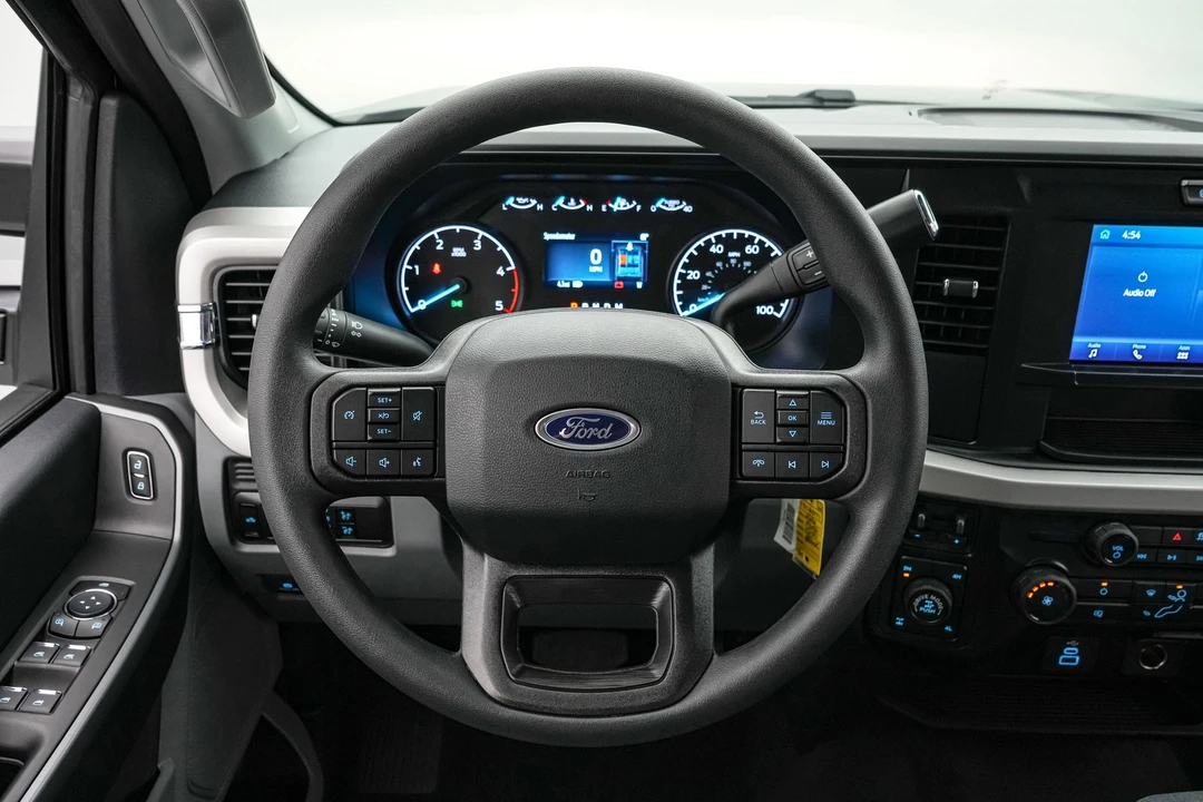 2026 Ford Super Duty 5th Gen - Image 19 of 21