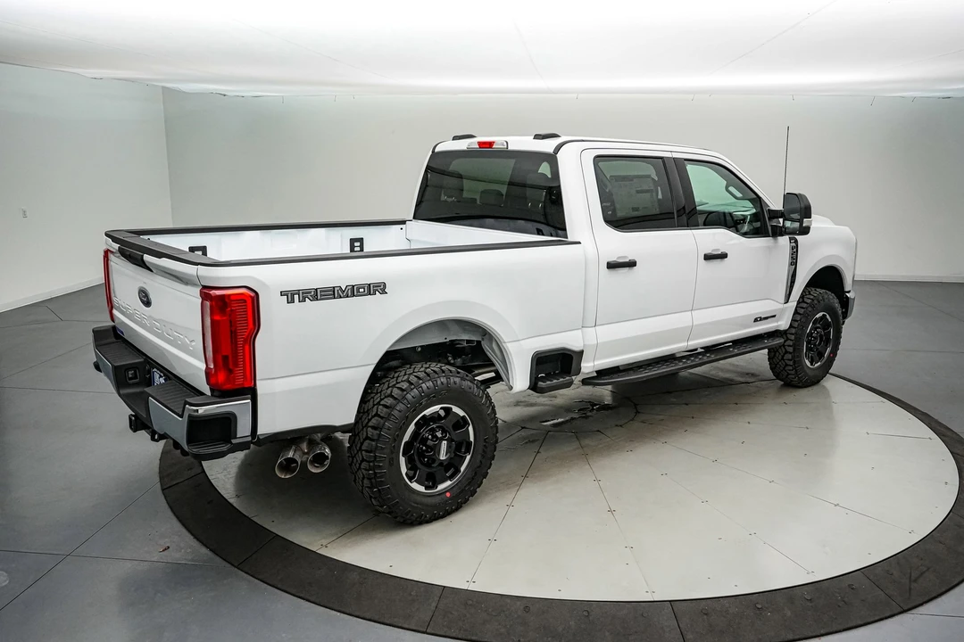 2026 Ford Super Duty 5th Gen - Image 5 of 21