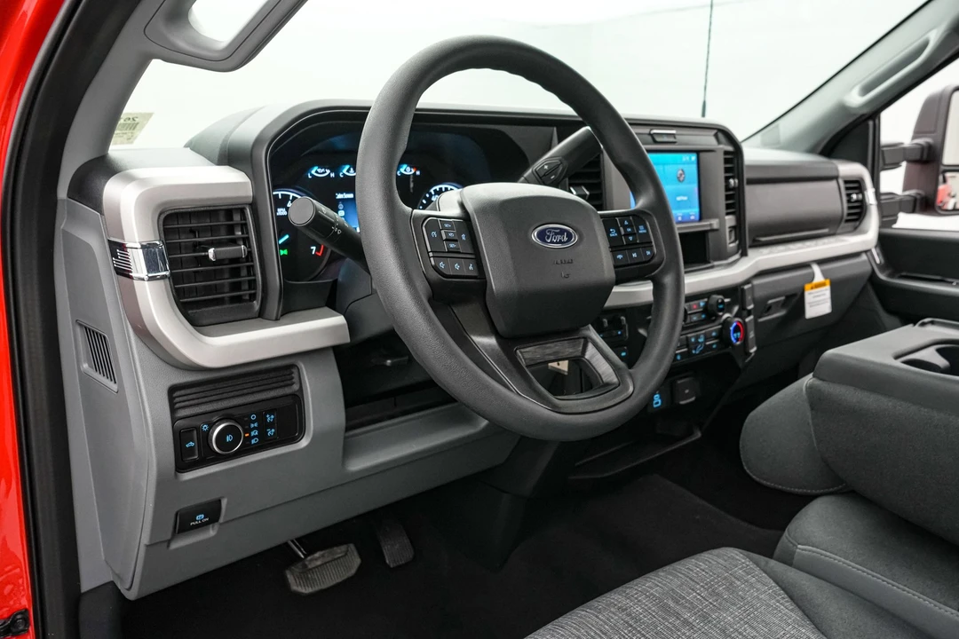 2026 Ford Super Duty 5th Gen - Image 15 of 21