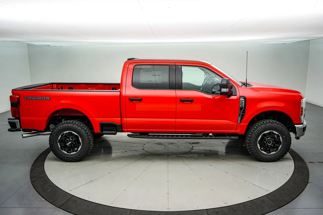 2026 Ford Super Duty 5th Gen - Image 4 of 21