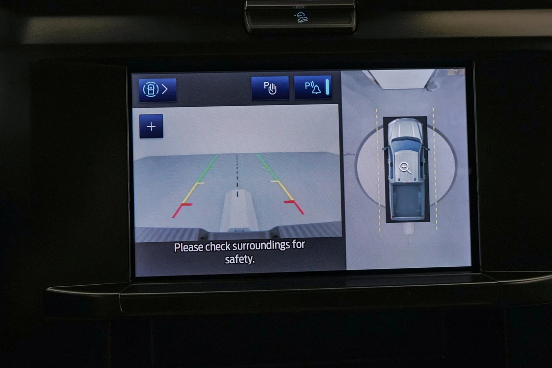 2026 Ford Super Duty 5th Gen - Image 19 of 21