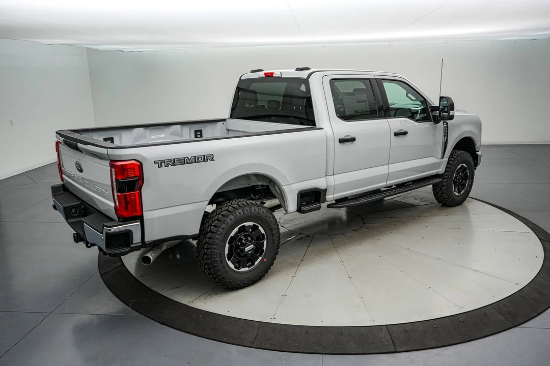 2026 Ford Super Duty 5th Gen - Image 5 of 21