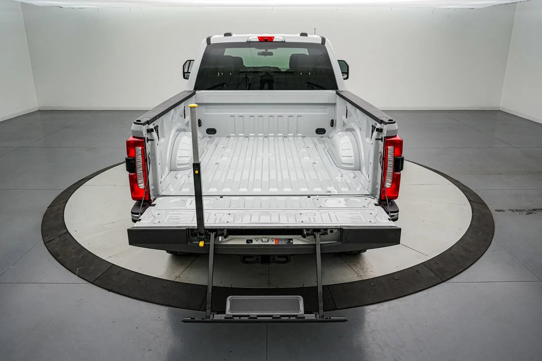 2026 Ford Super Duty 5th Gen - Image 7 of 21