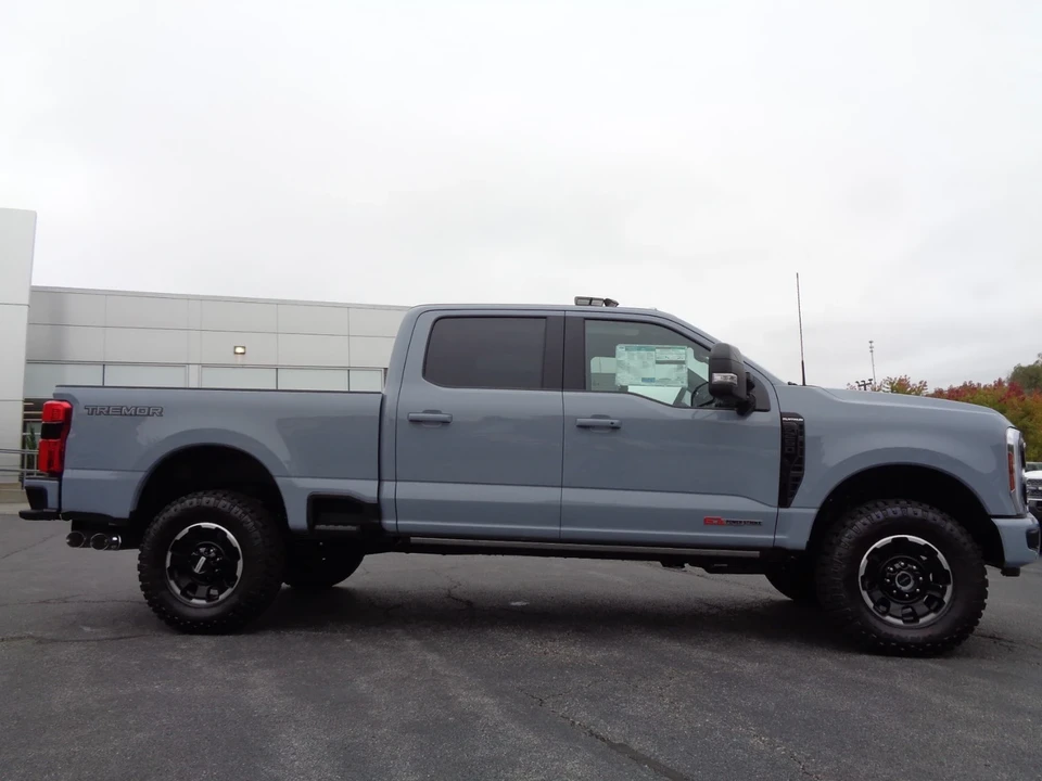 2026 Ford Super Duty 5th Gen - Image 3 of 21