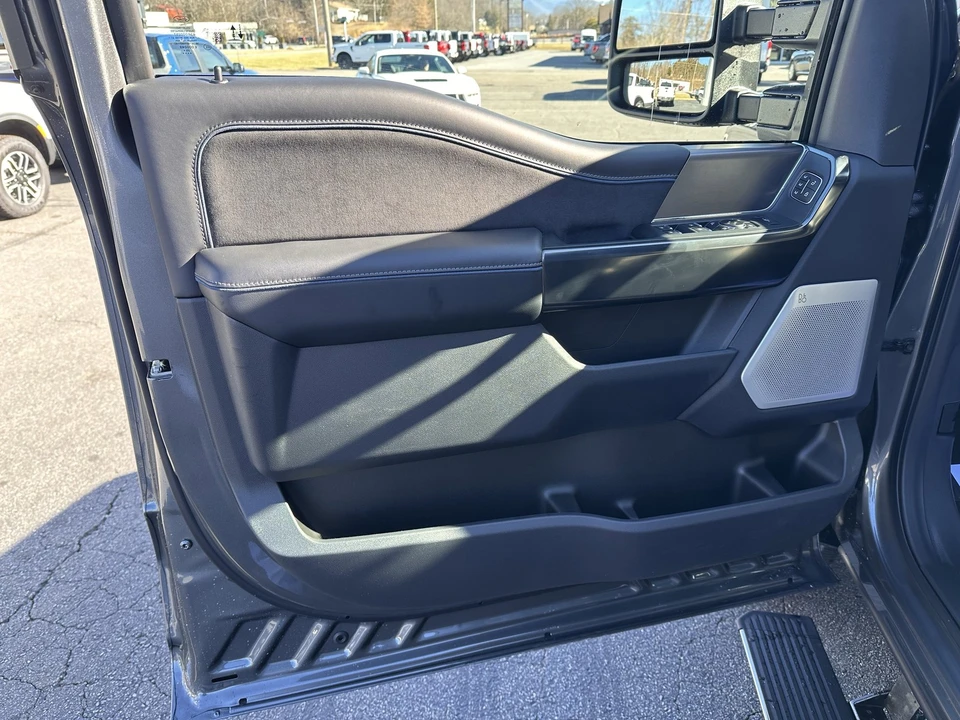 2026 Ford Super Duty 5th Gen - Image 10 of 21