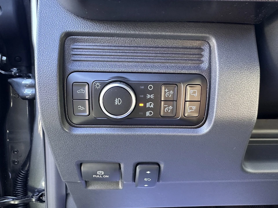 2026 Ford Super Duty 5th Gen - Image 19 of 21