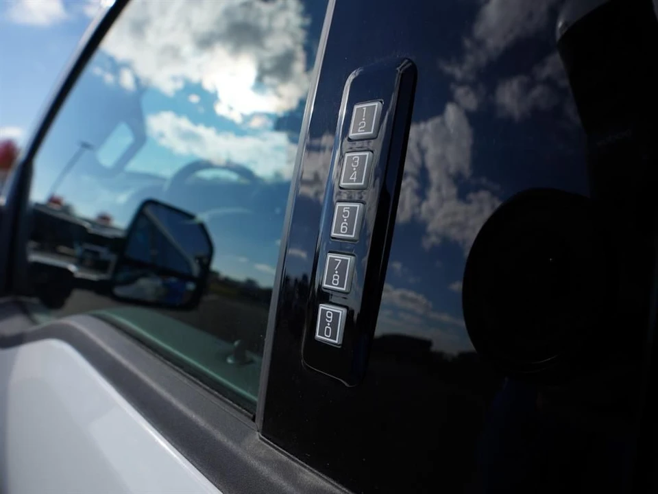 2026 Ford Super Duty 5th Gen - Image 12 of 12
