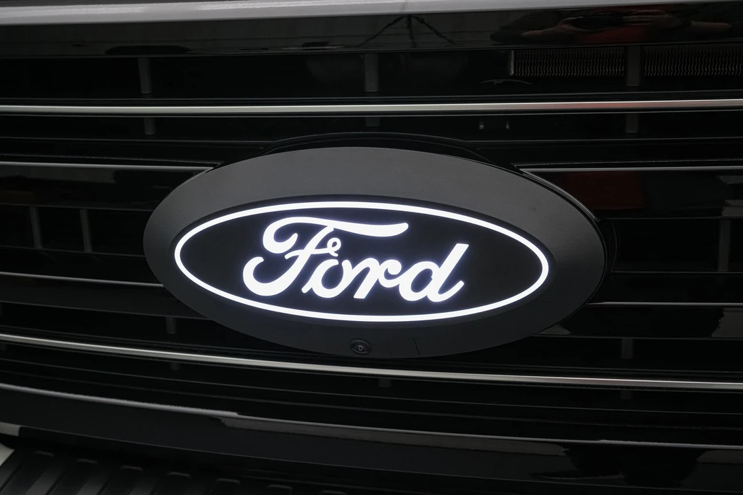2026 Ford Super Duty 5th Gen - Image 13 of 21