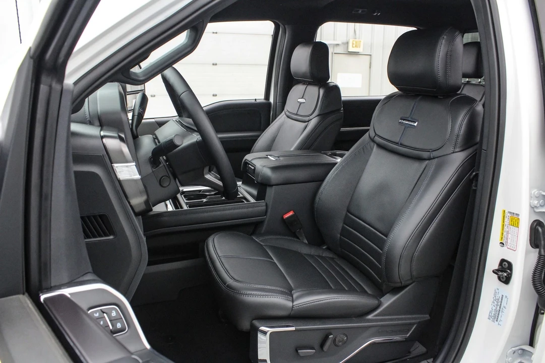 2026 Ford Super Duty 5th Gen - Image 14 of 21