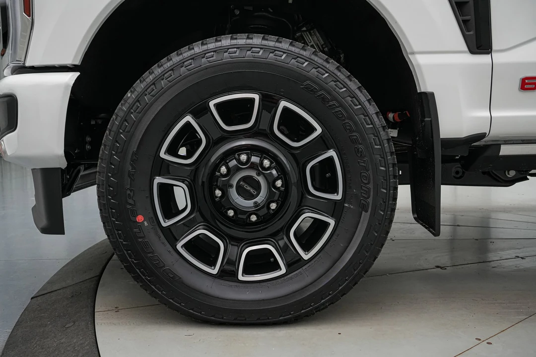 2026 Ford Super Duty 5th Gen - Image 12 of 21